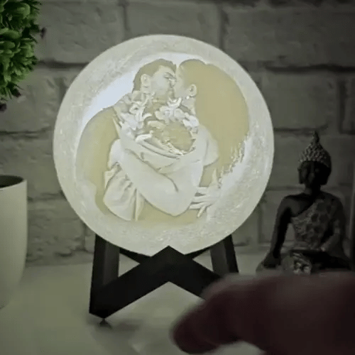 3D Printing Moon Lamp Personalized Photo