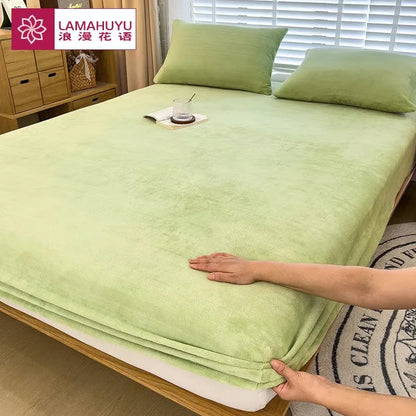 Coral Fleece Fitted Sheet – Cozy Comfort and Luxury for Winter Nights