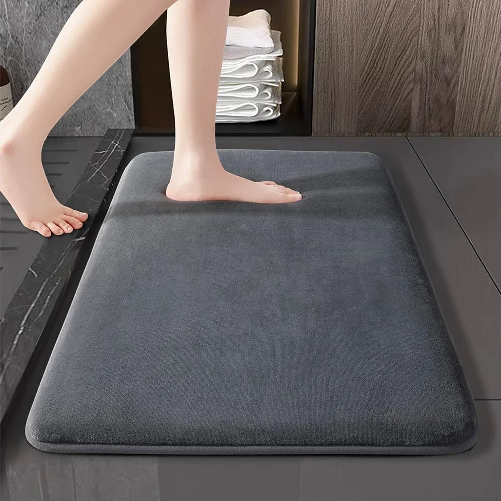 Super Absorbent and Anti-Slip Mat – Practicality and Safety for Your Bathroom
